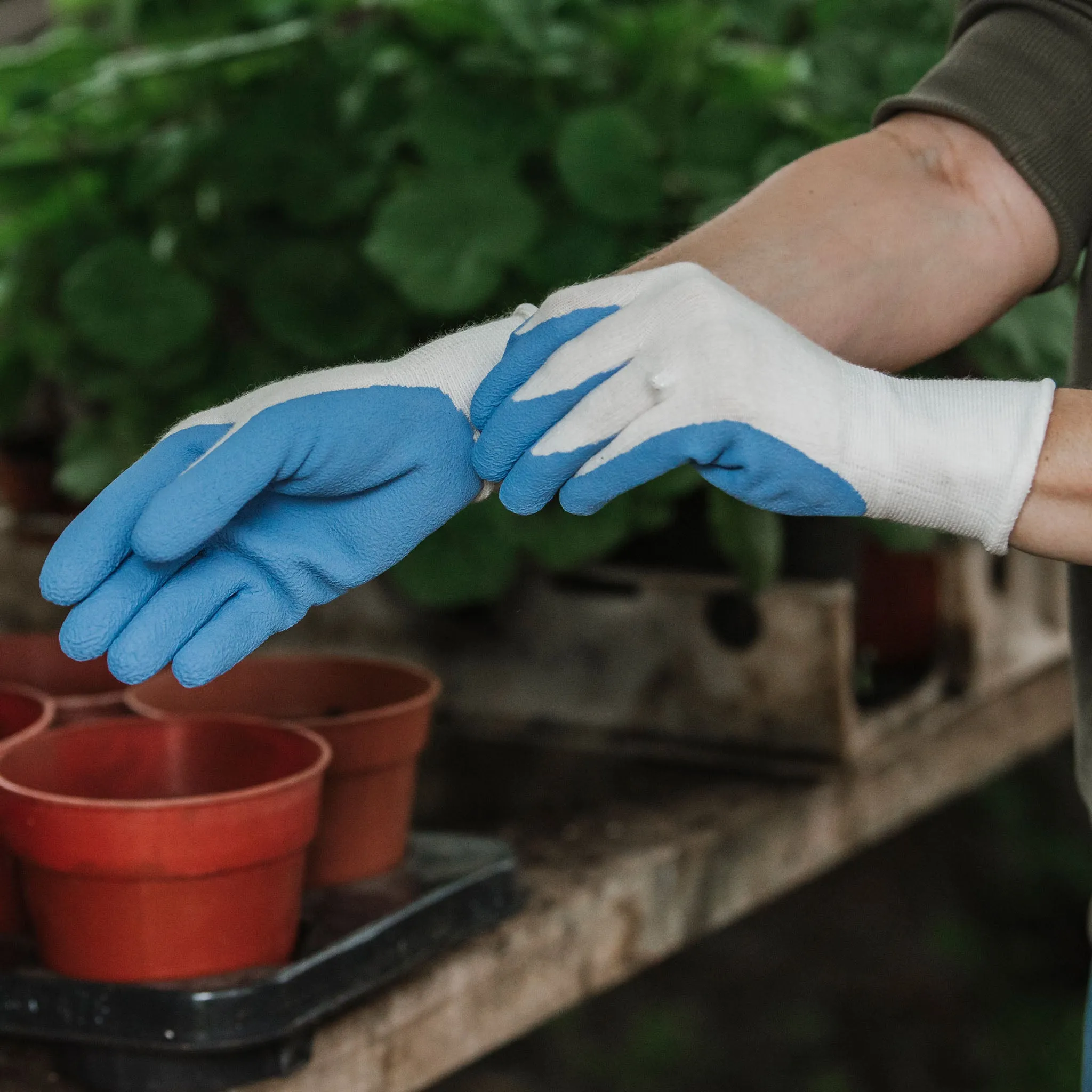 Kent & Stowe Light Blue Natural Bamboo Gloves