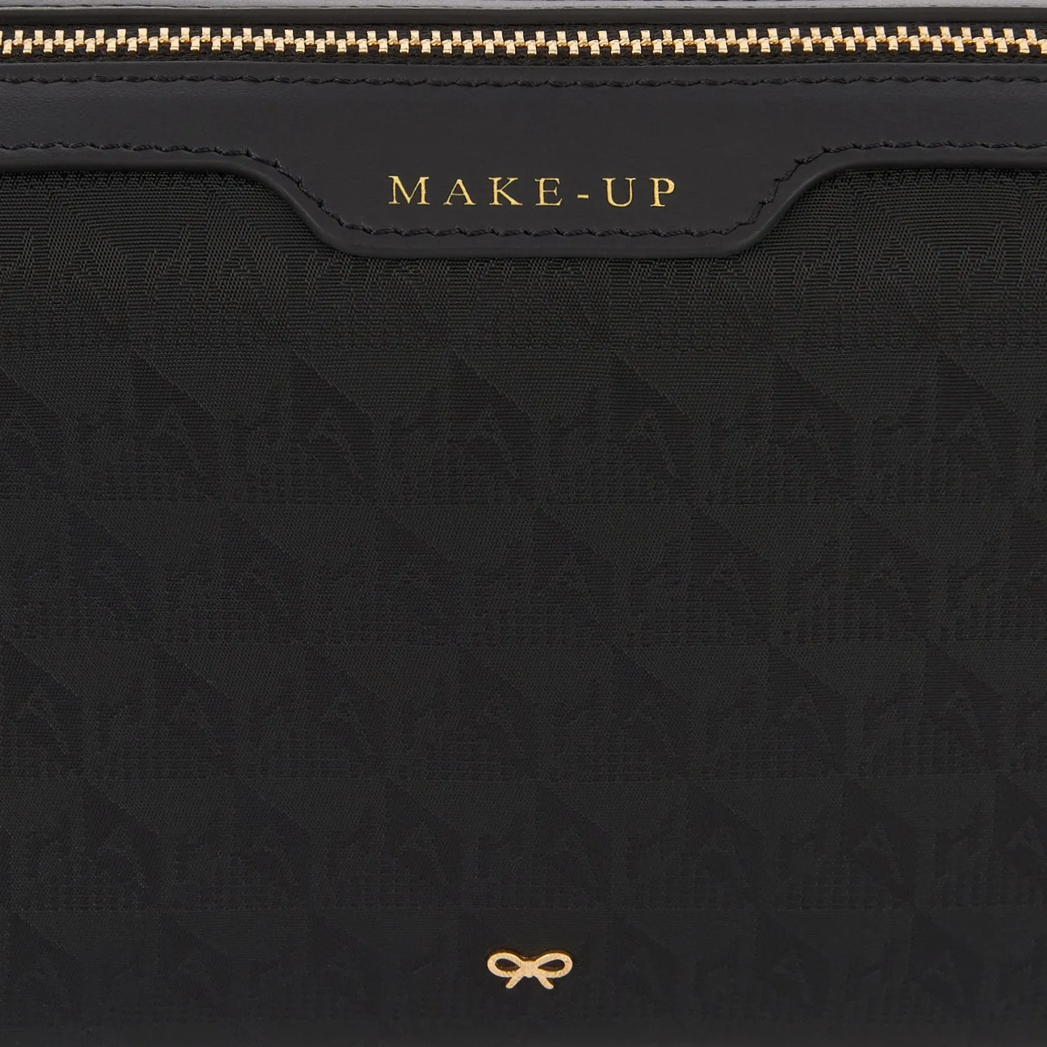 Logo Small Make-Up Pouch